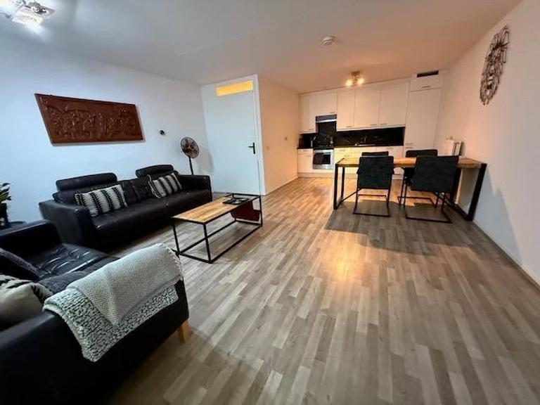 Gemeubileerd 3-kamerappartement met terras - Afbeelding 7