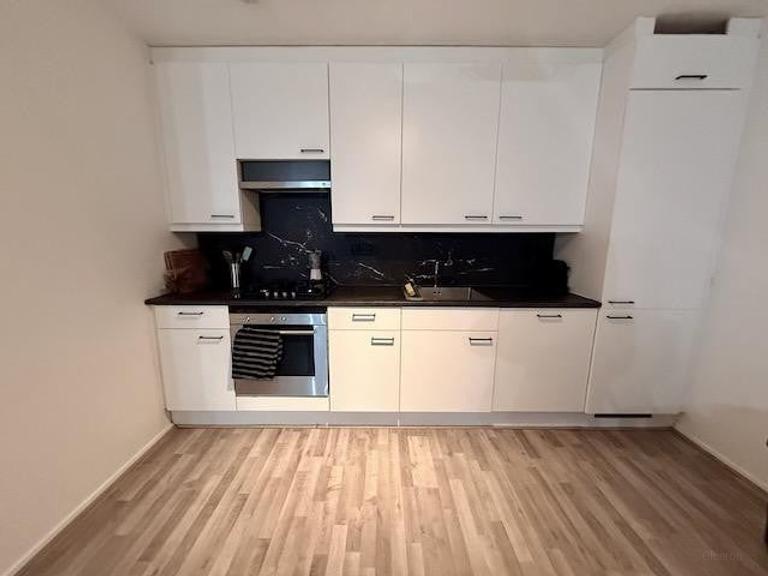 Gemeubileerd 3-kamerappartement met terras - Afbeelding 9