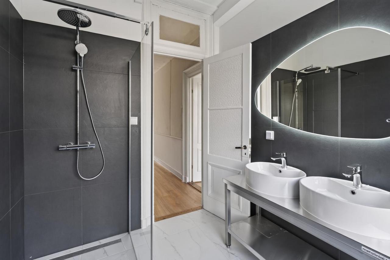 148 m² dubbel benedenhuis met tuin - Afbeelding 4