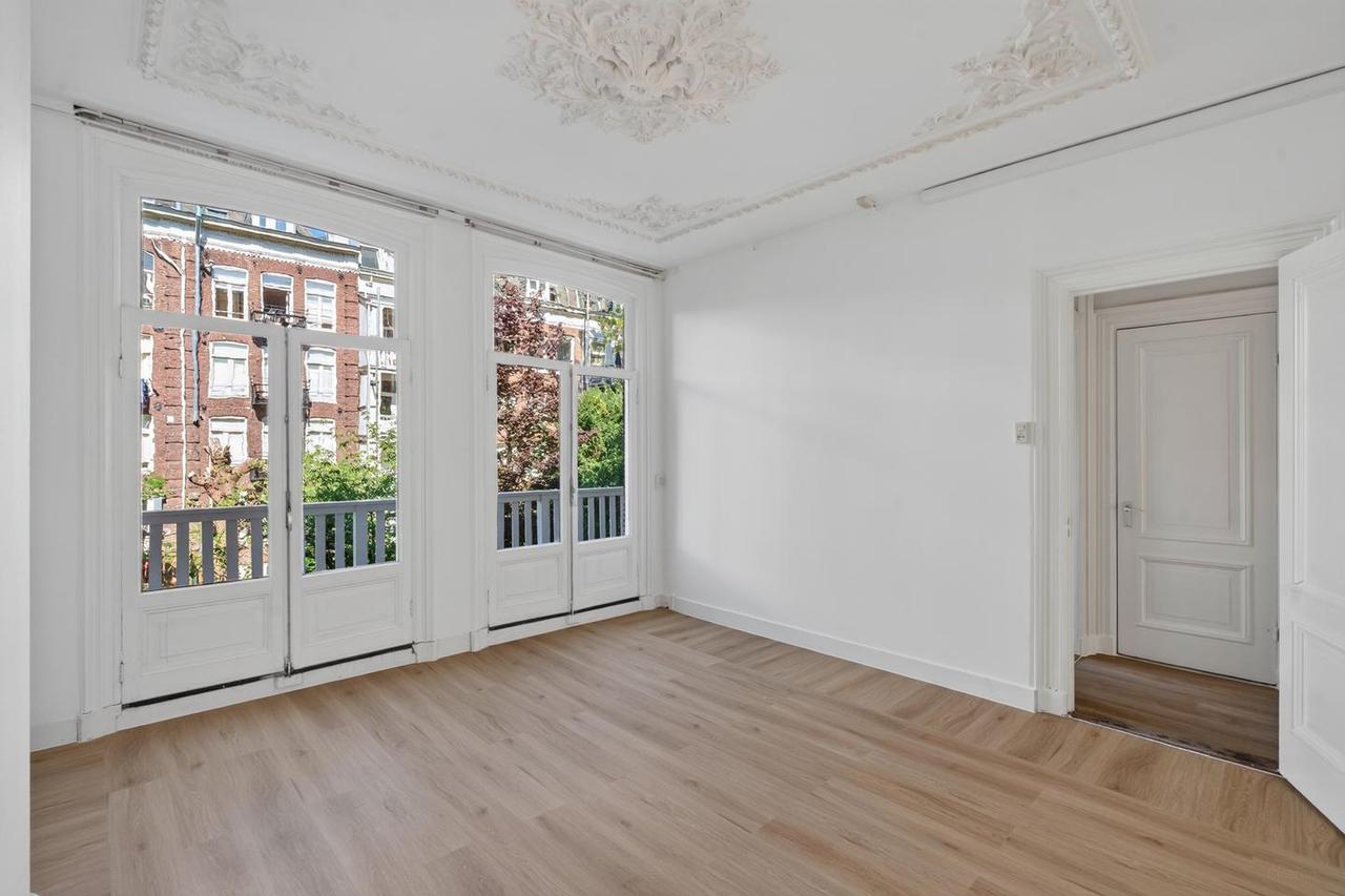 148 m² dubbel benedenhuis met tuin - Afbeelding 25