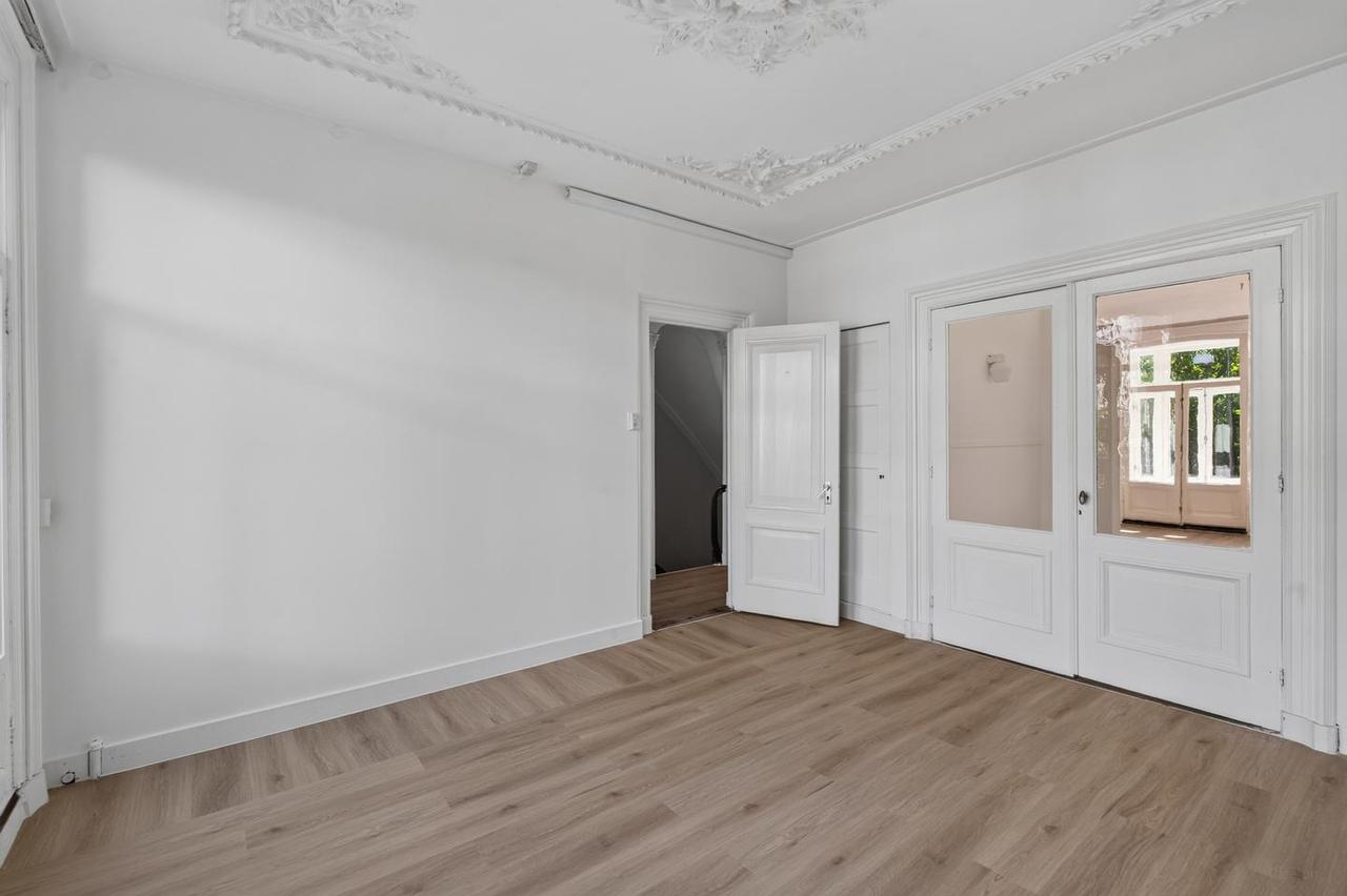 148 m² dubbel benedenhuis met tuin - Afbeelding 27