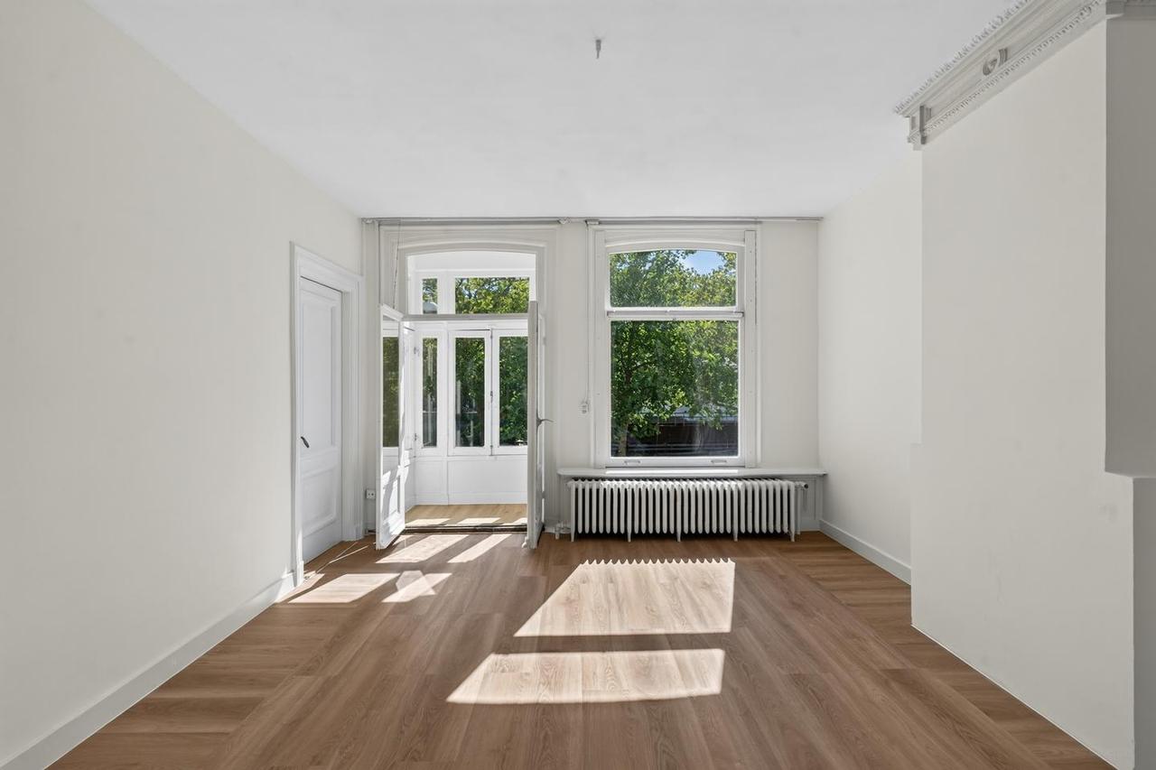 148 m² dubbel benedenhuis met tuin - Afbeelding 33