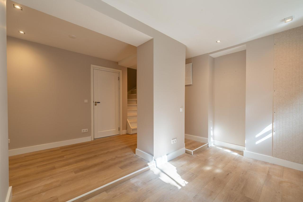 Gemeubileerd 2-kamerappartement met tuin - Afbeelding 14
