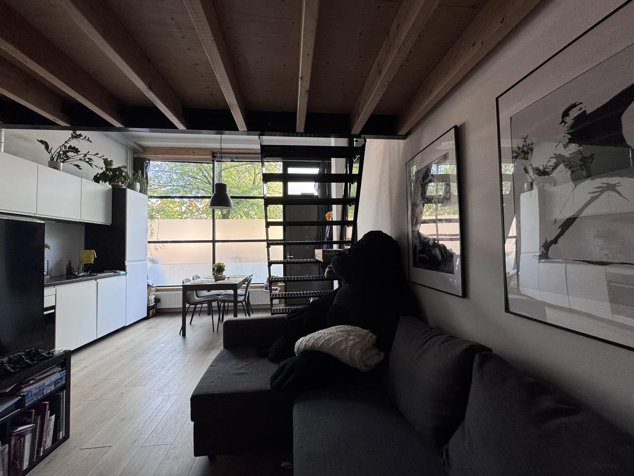 A+++ Energy-Rated Loft in Breda - Image 4