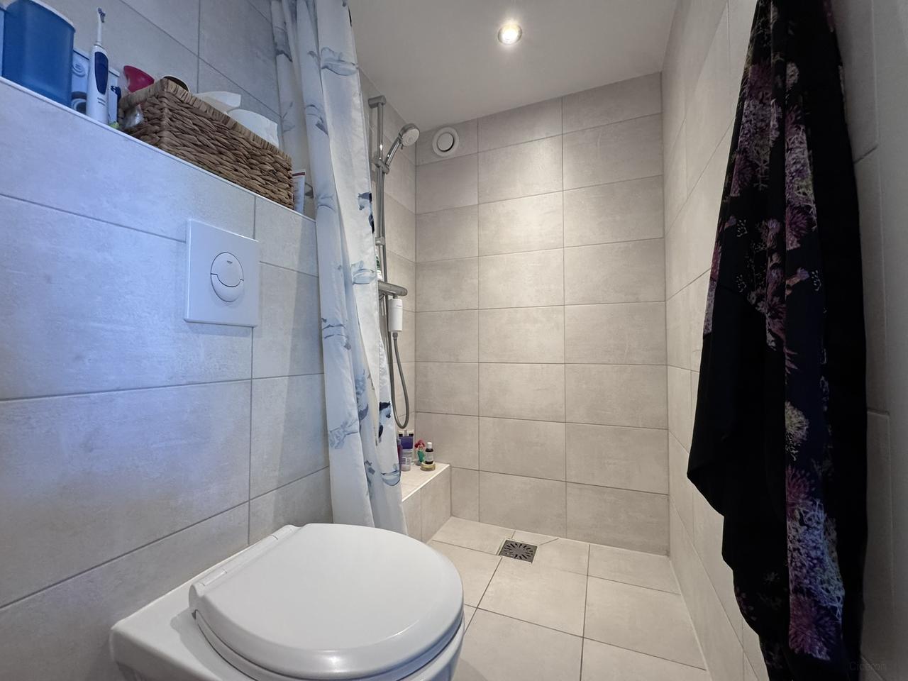 A+++ Energy-Rated Loft in Breda - Image 6
