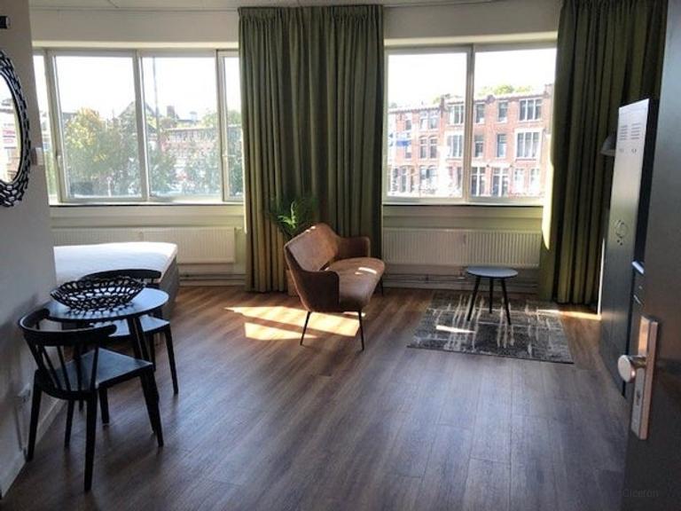 Furnished short-stay studio in Delft - Image 2