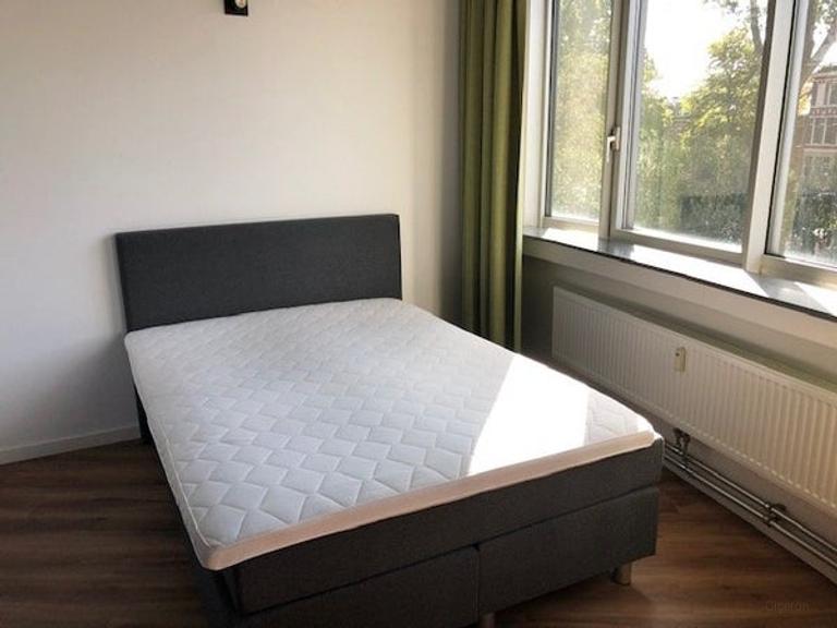 Furnished short-stay studio in Delft - Image 4