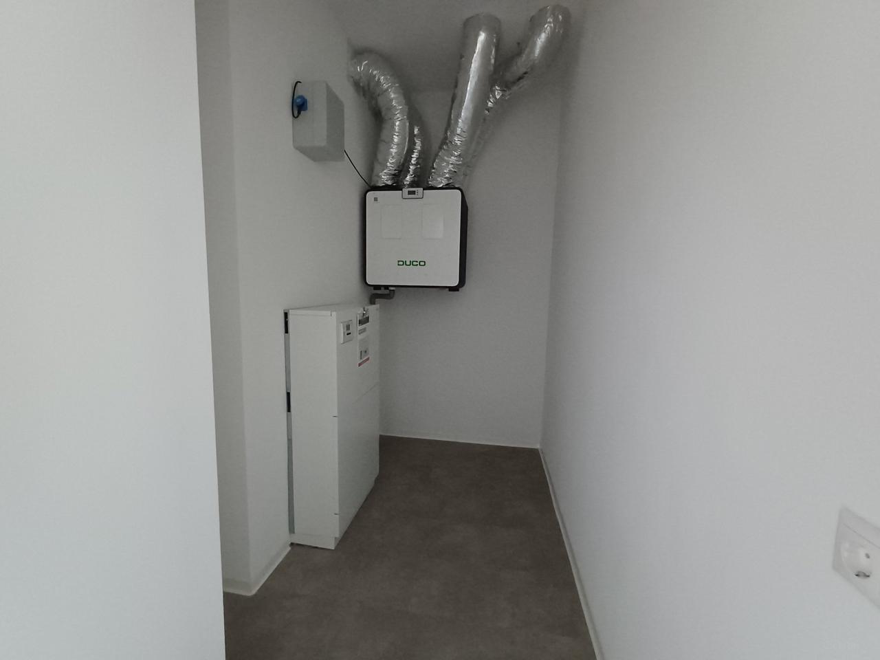 Furnished 1-Bedroom Apartment Near PSV - Image 13