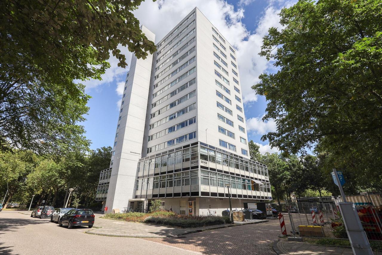 Appartement te huur in Buitenveldert - Afbeelding 1