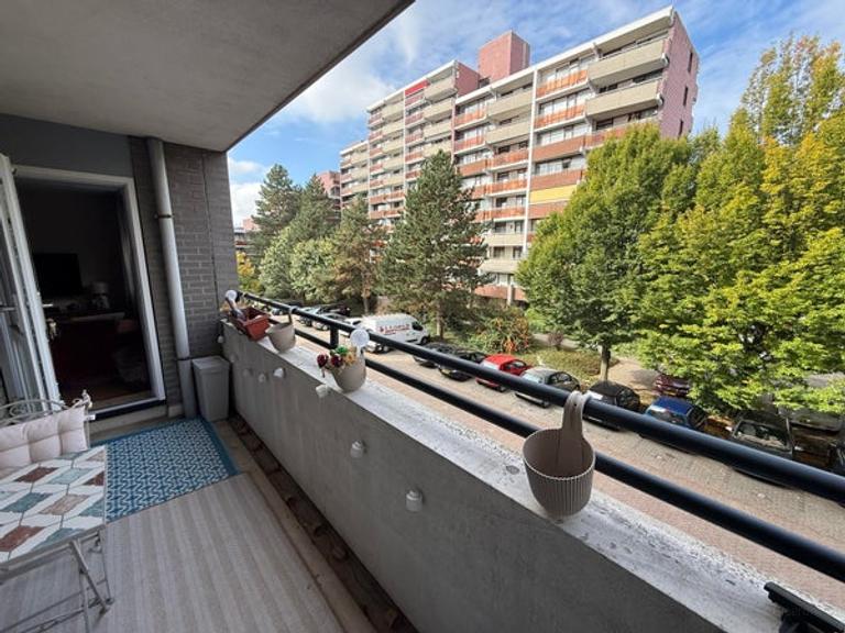 2-bedroom apartment with balcony in Heerlen - Image 18