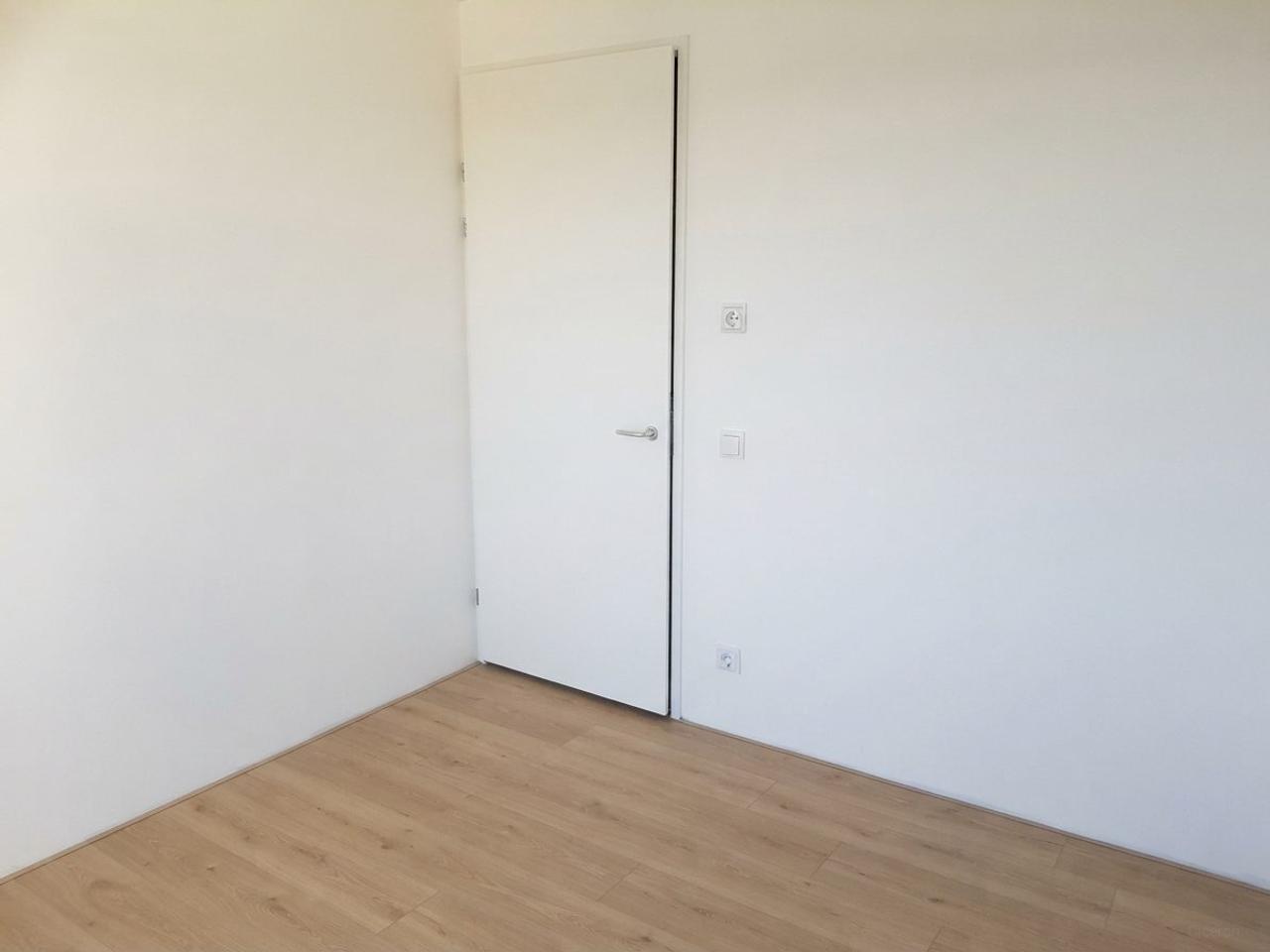 Apartment with Balcony in Woensel-West - Image 8
