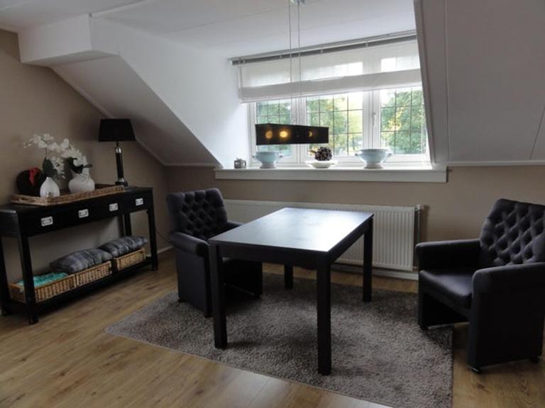 Furnished Apartment with Large Garden - Image 5