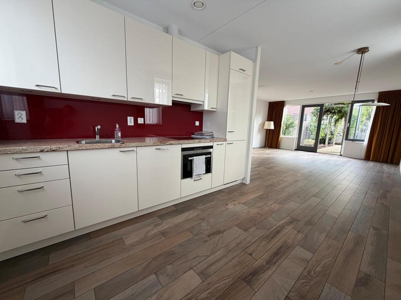 4-Bedroom Corner House in Delft - Image 13