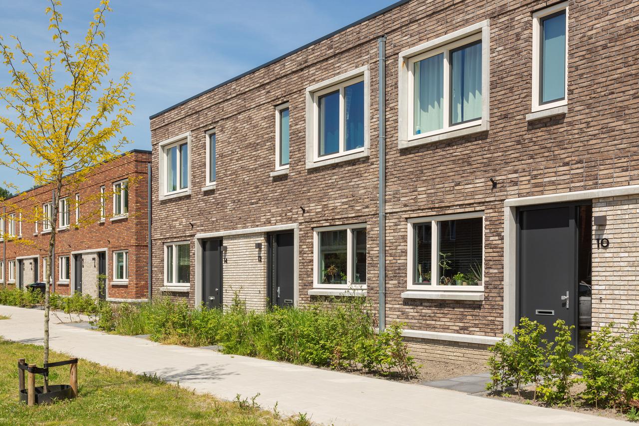 Eengezinswoning met 60 m² tuin in Almere - Afbeelding 1