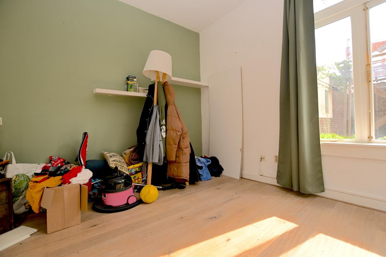 Furnished student room with garden - Image 8