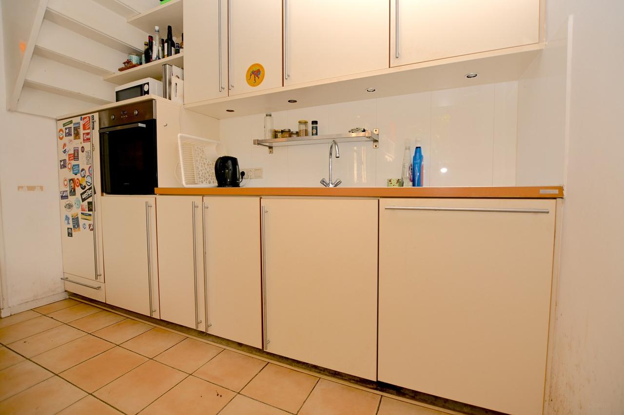 Furnished student room with garden - Image 10