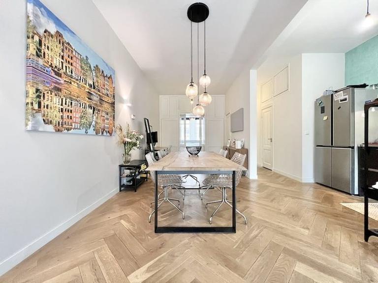 Furnished 1-Bedroom Apartment with Garden - Image 4