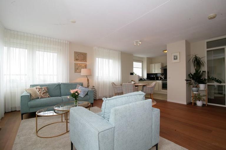 Furnished 2-Bedroom Apartment with Parking - Image 8