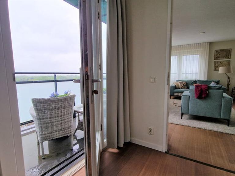 Furnished 2-Bedroom Apartment with Parking - Image 14