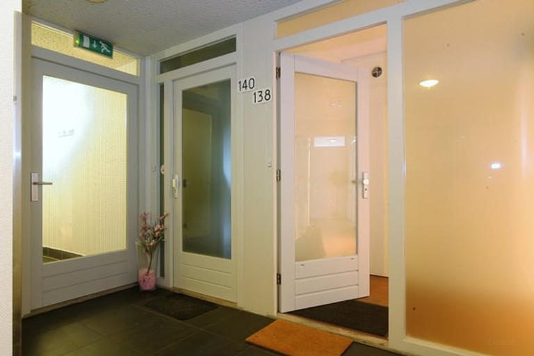 Furnished 2-Bedroom Apartment with Parking - Image 29