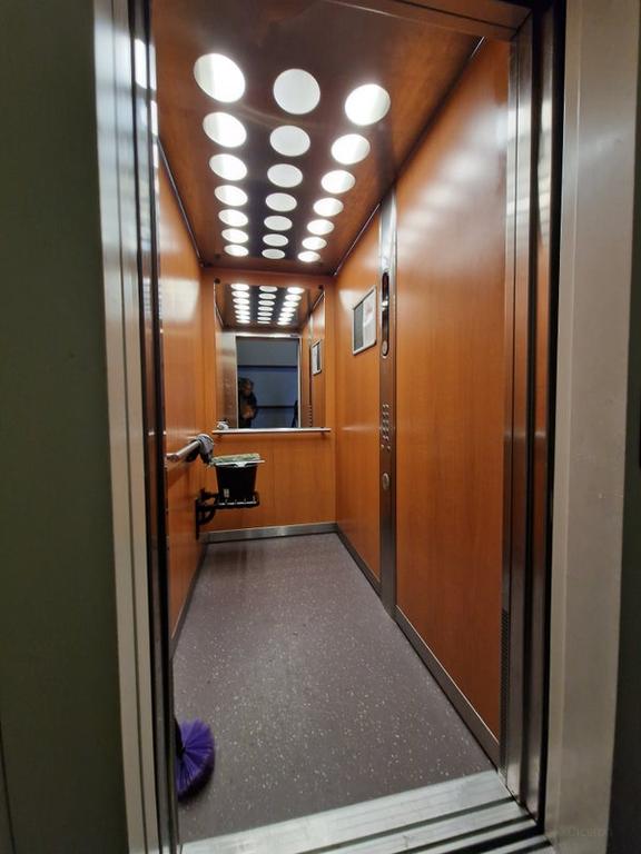 Furnished 2-Bedroom Apartment with Parking - Image 30
