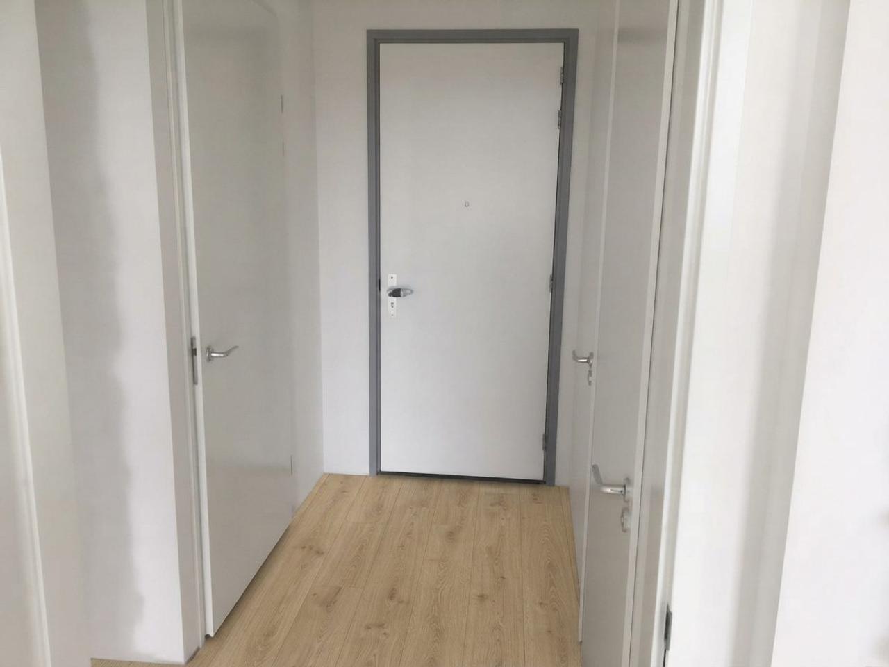 Apartment with Balcony and Residents’ Gym - Image 4