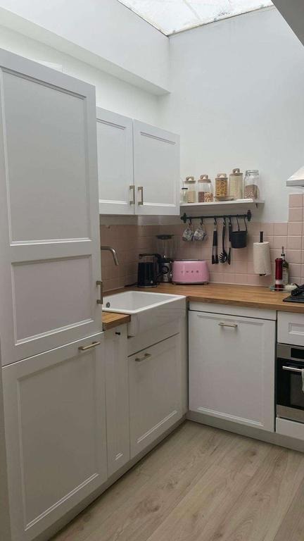 Gemeubileerd 3-kamerappartement in Centrum - Afbeelding 8
