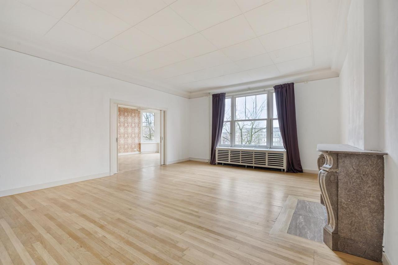 196 m² of living space in historic Westhove - Image 19