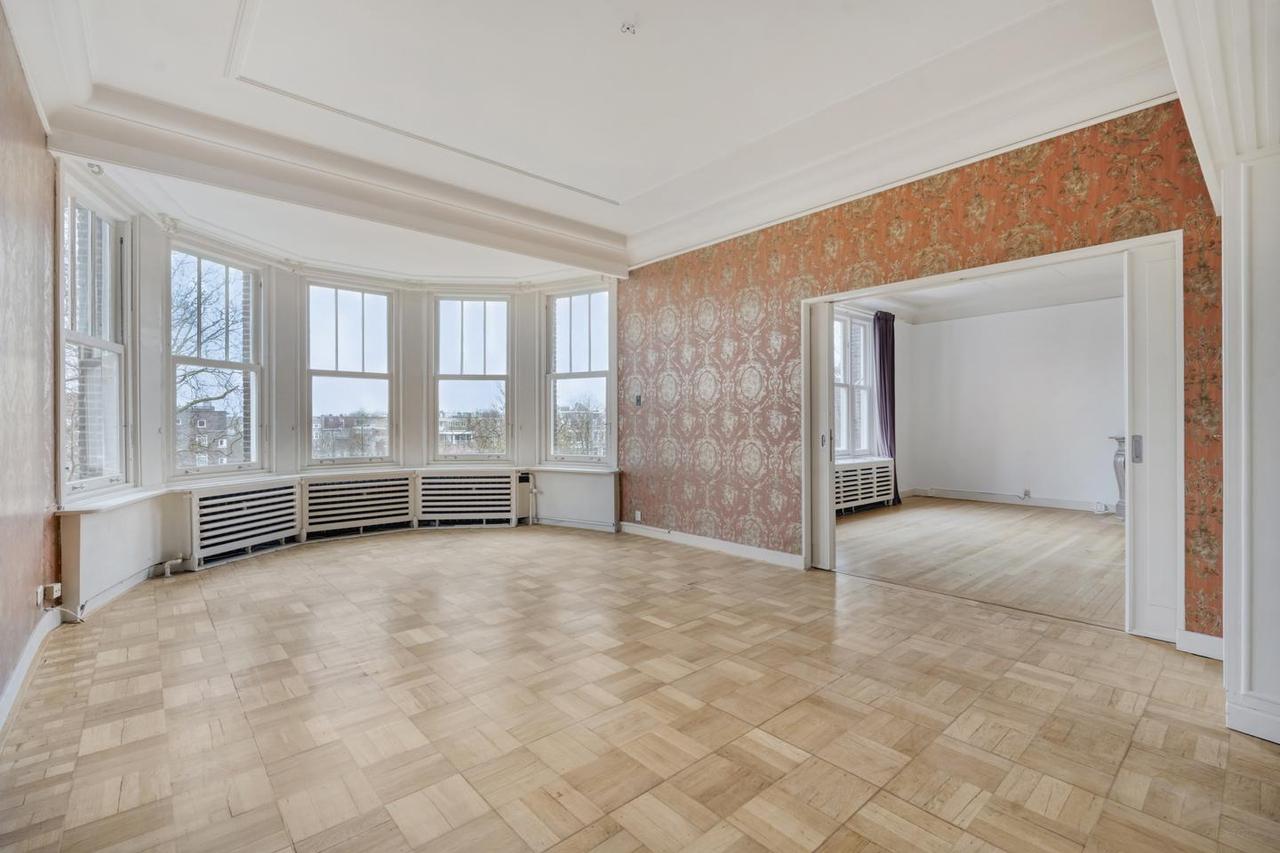 196 m² of living space in historic Westhove - Image 20