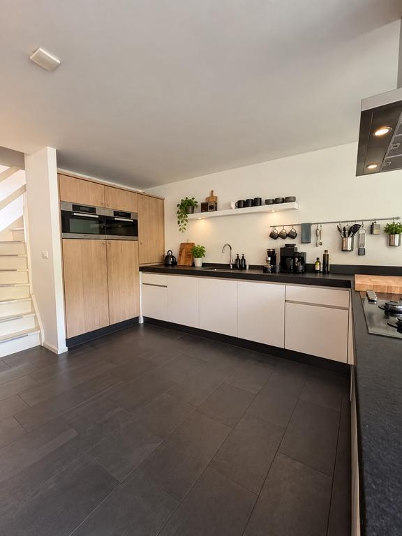 Grote tuin bij huis met 3 slaapkamers - Afbeelding 5