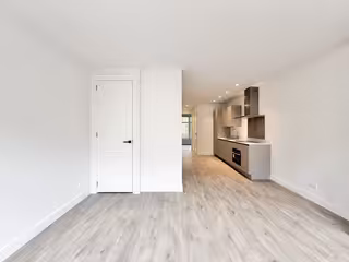 2-slaapkamerappartement met balkon in Kinkerbuurt