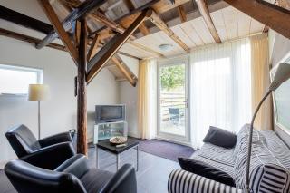 Furnished house with garden in Kloosterburen - Image 3