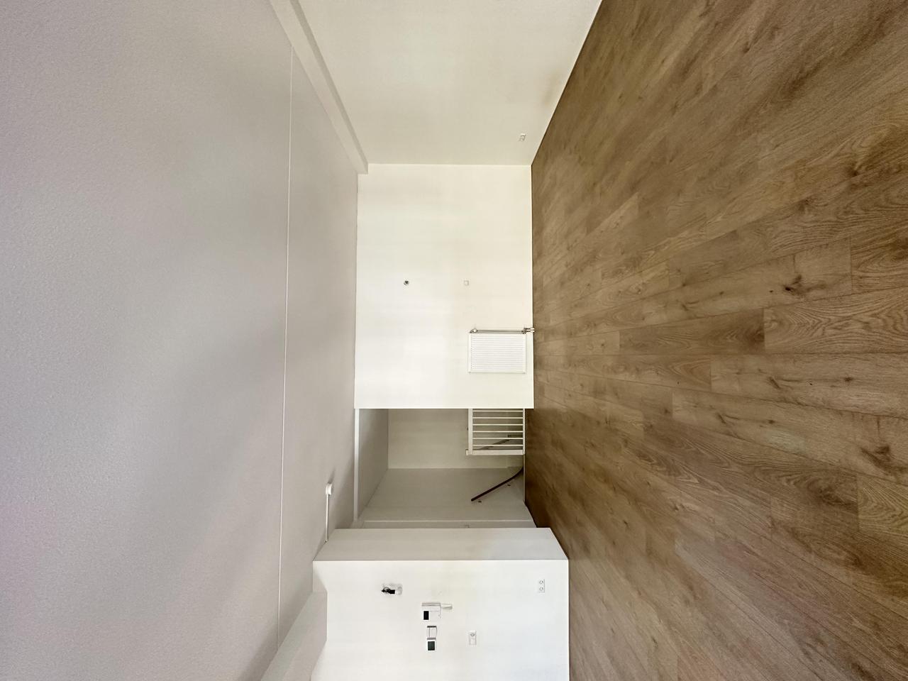 120 m² apartment with balcony in Bezuidenhout - Image 2