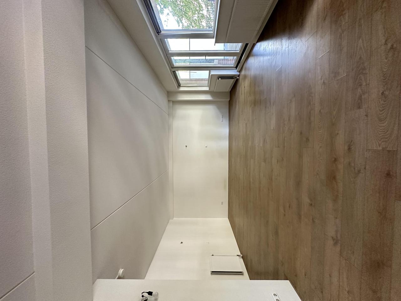 120 m² apartment with balcony in Bezuidenhout - Image 3