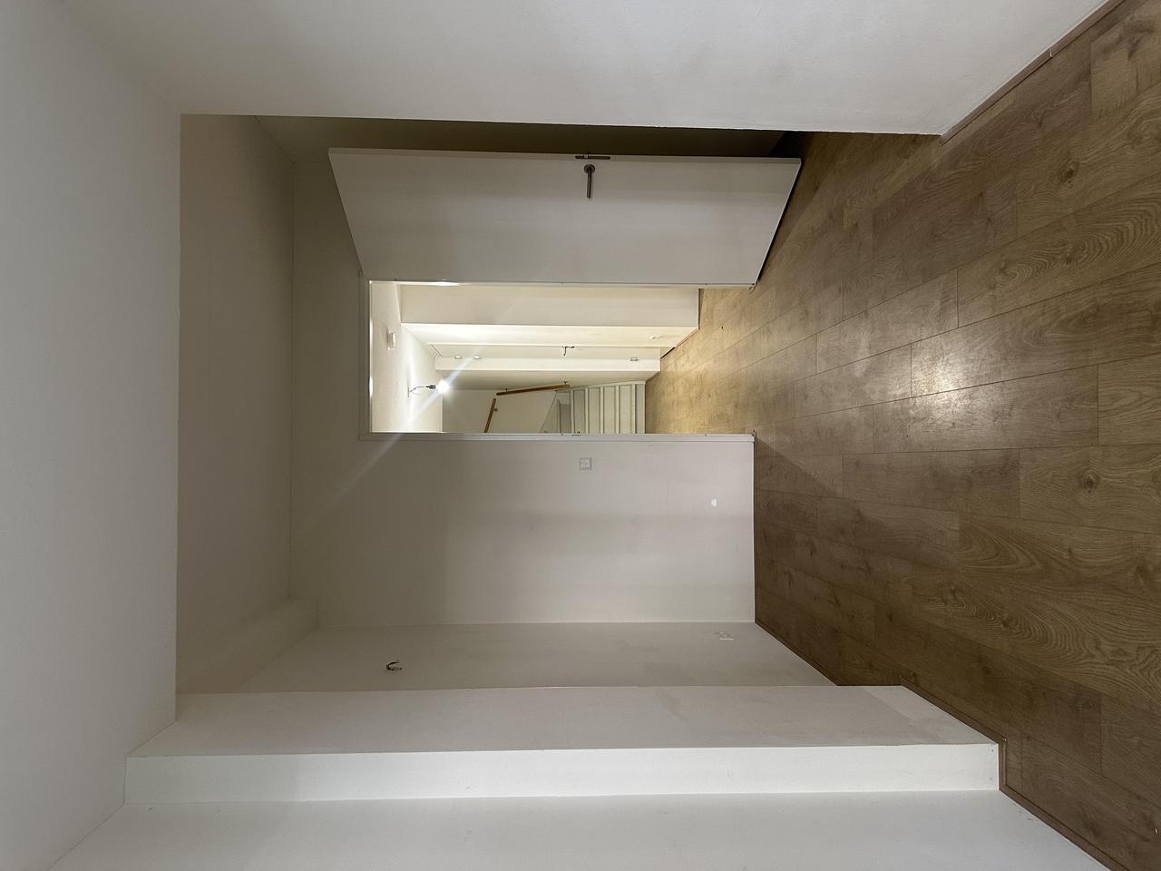 120 m² apartment with balcony in Bezuidenhout - Image 13
