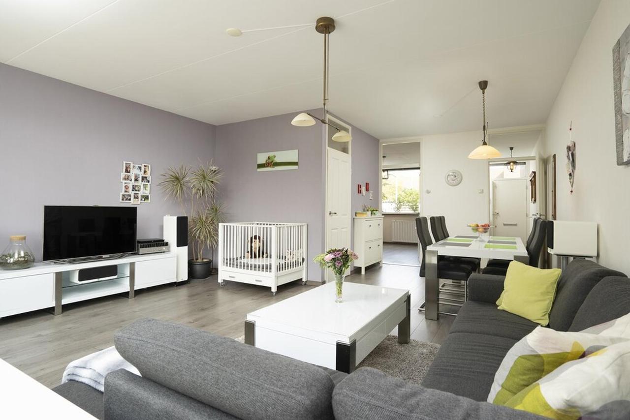 Four-Bedroom Home with Garden in Wassenaar - Image 4