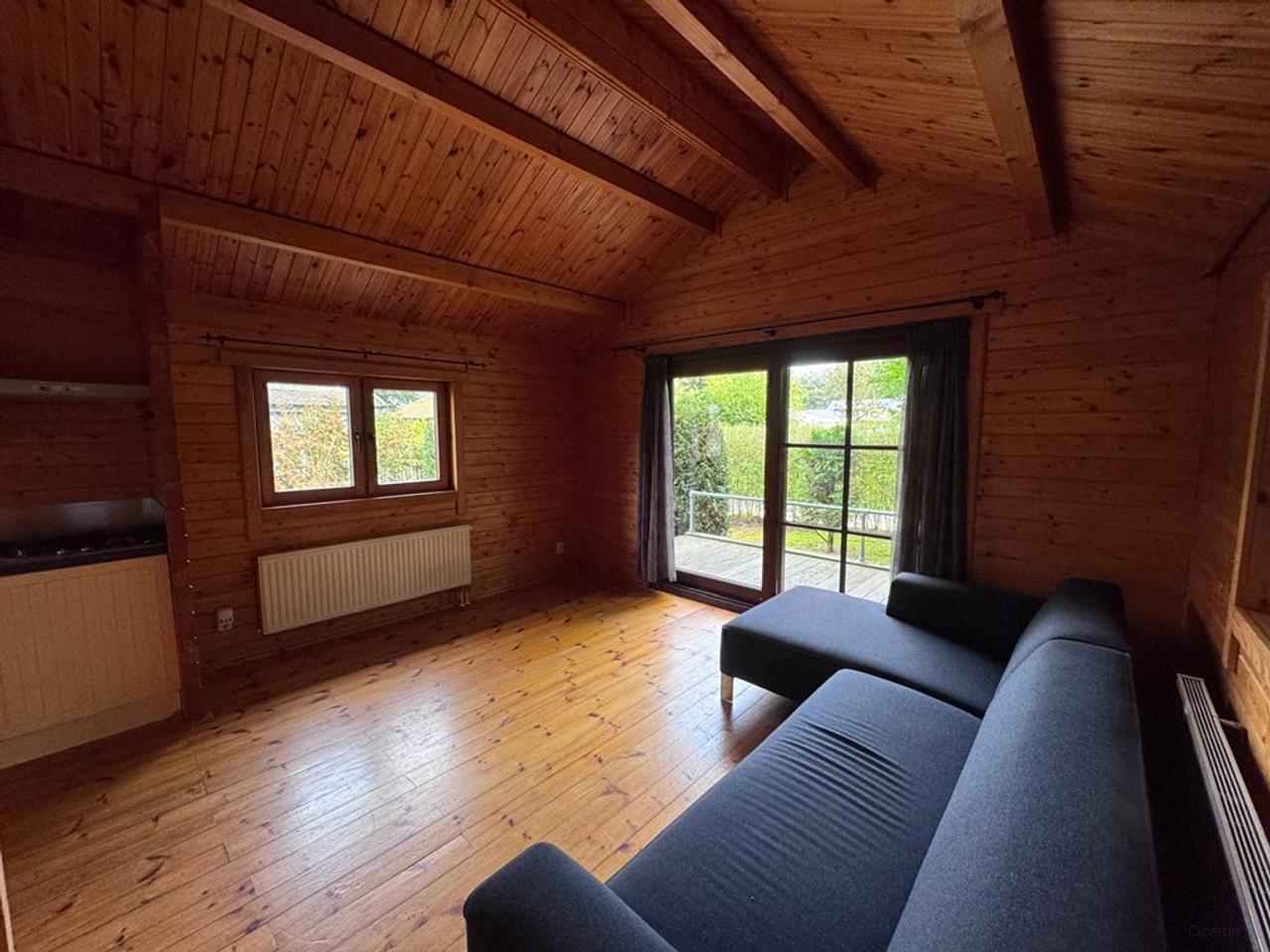 Detached holiday home with sunny garden - Image 5
