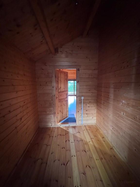 Detached holiday home with sunny garden - Image 12