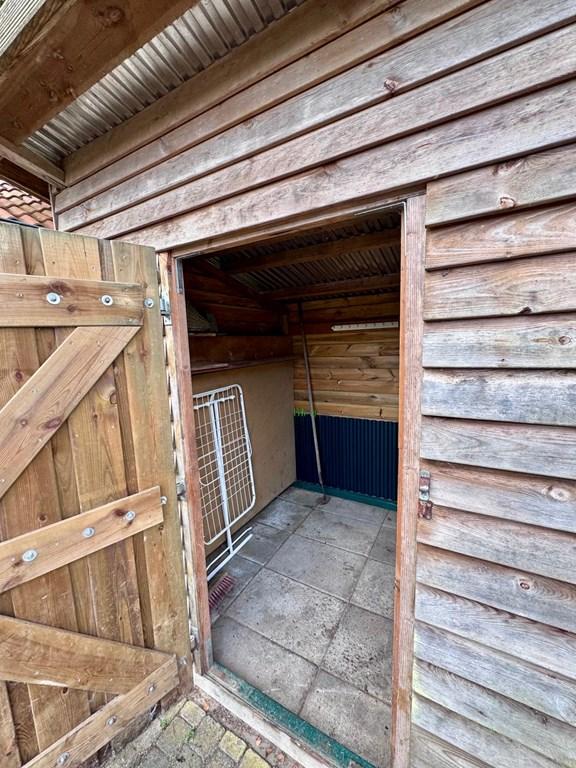 Detached holiday home with sunny garden - Image 22