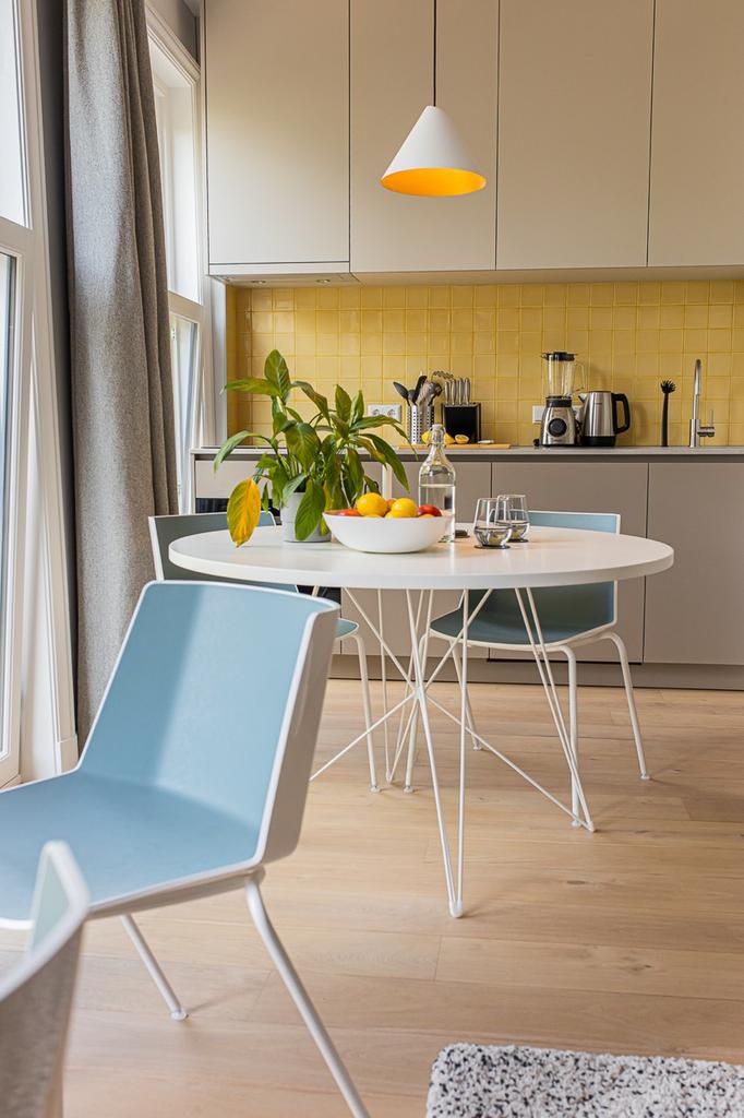Gemeubileerd appartement met Frans balkon - Afbeelding 2