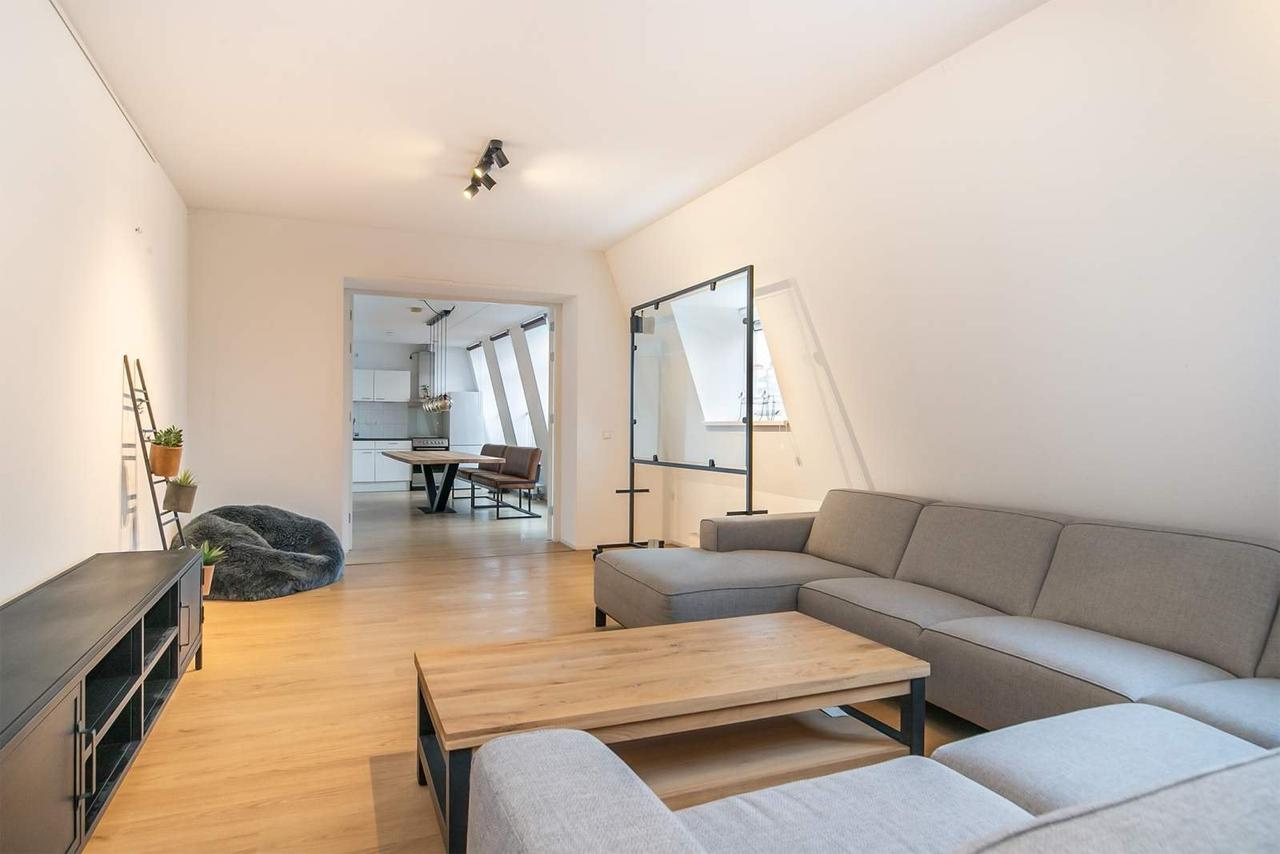 77 m² apartment with rooftop terrace in Vijfhoek - Image 1