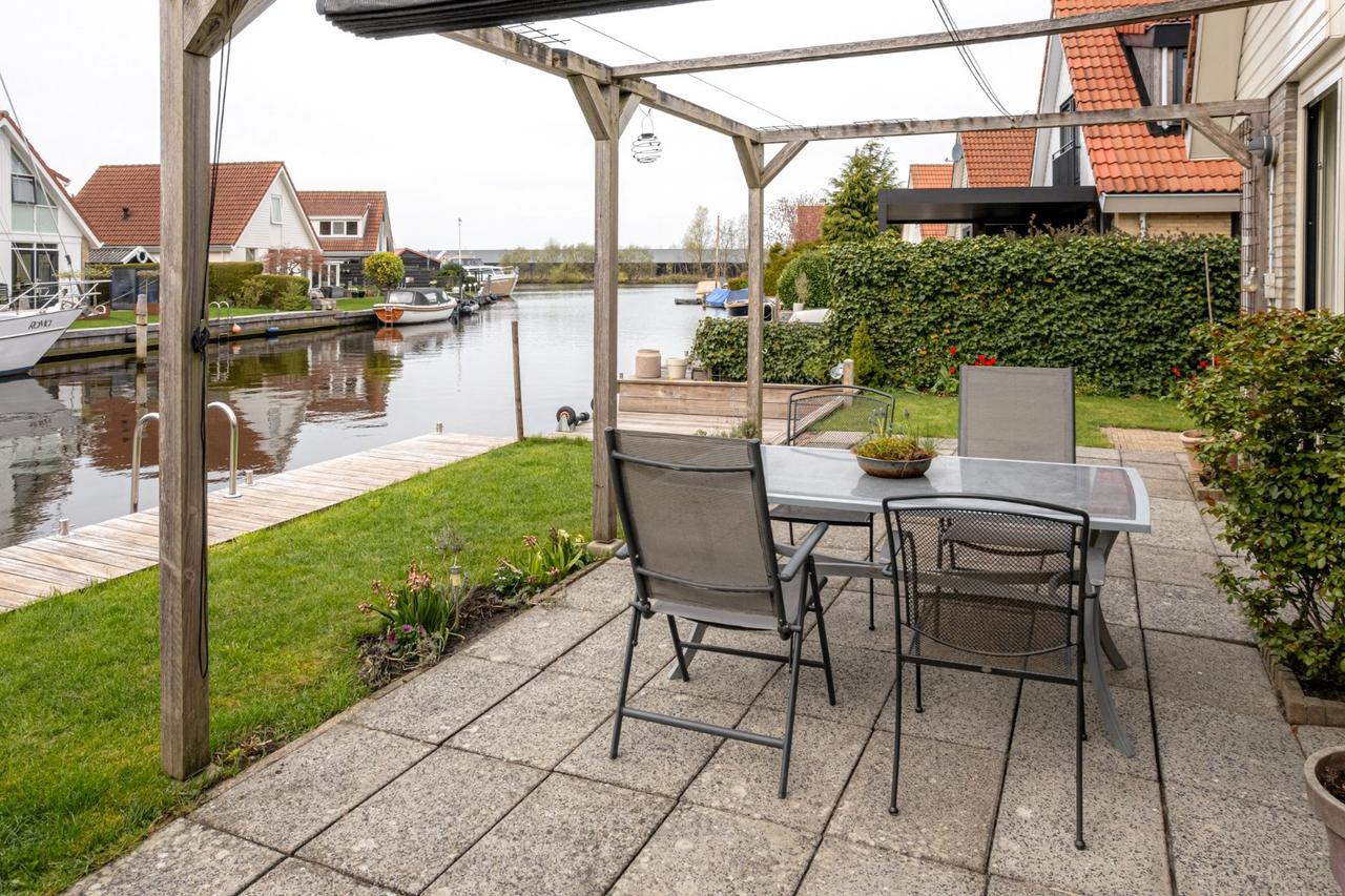 Recreational Home on Open Water in Grou - Image 3