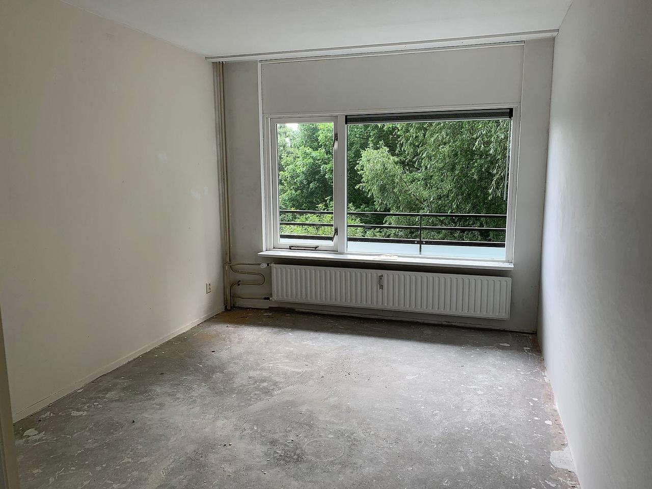 96 m² huurappartement met balkon in Amstelveen - Afbeelding 2
