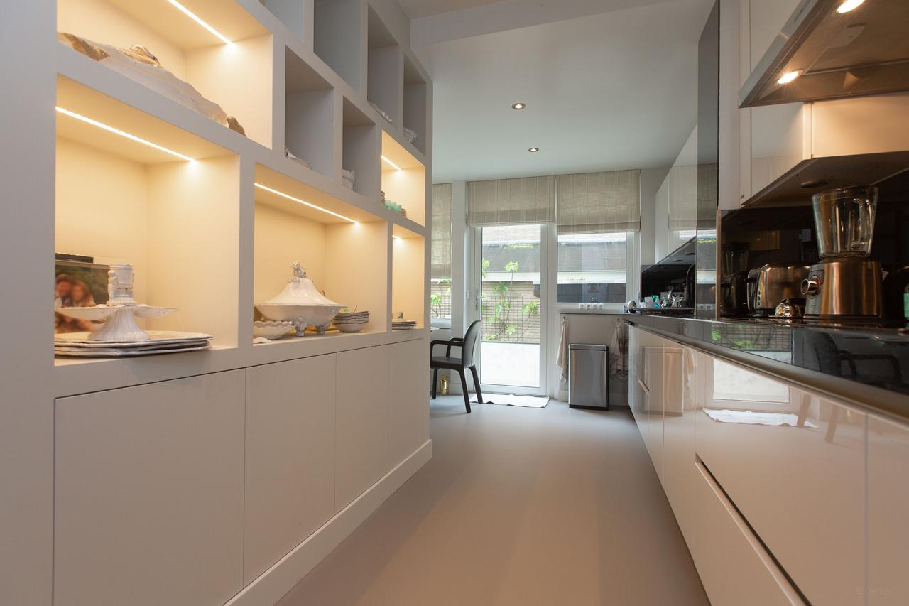Corner Apartment with Garden in Uilennest - Image 11
