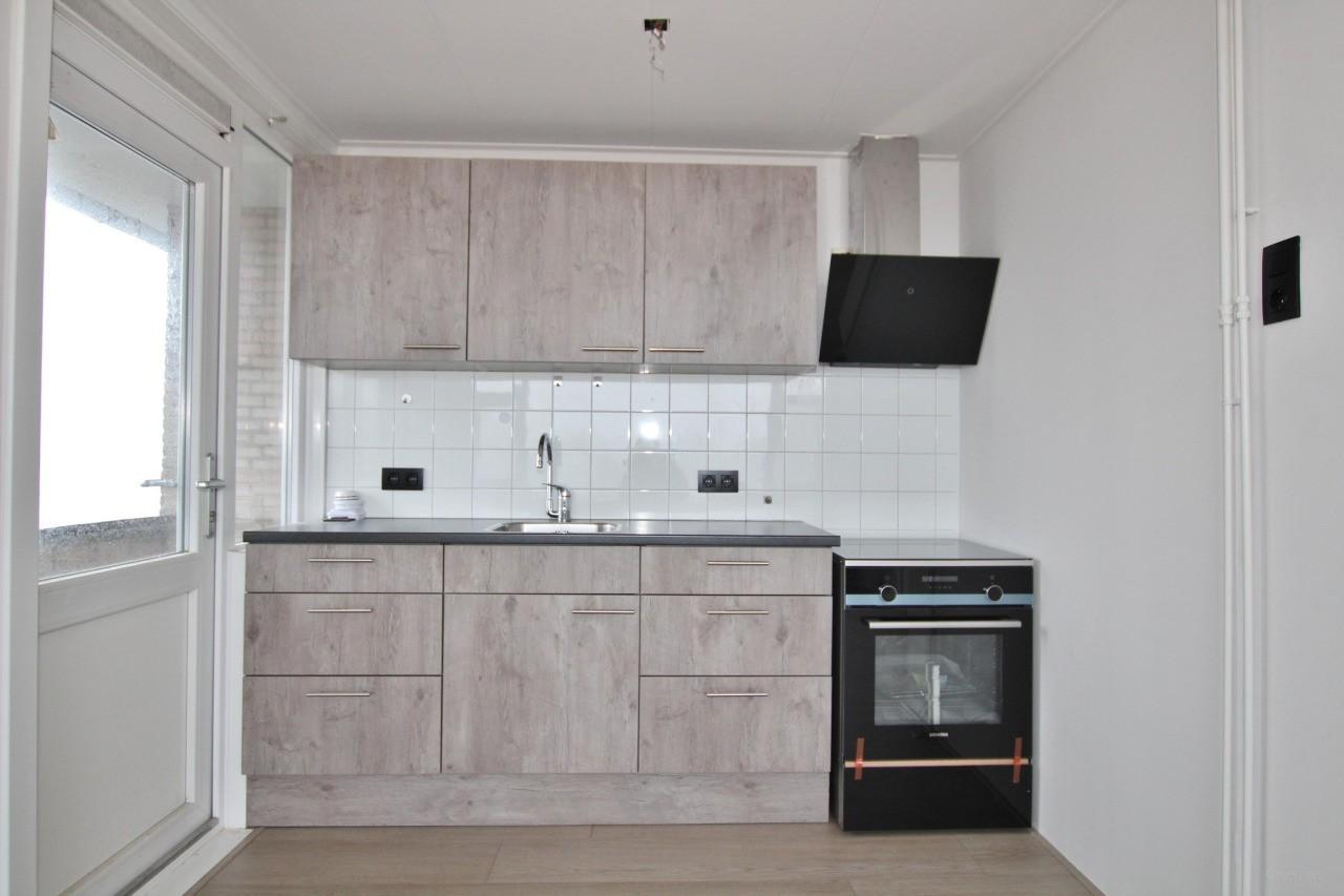 Apartment with 2 Balconies in Axel - Image 4