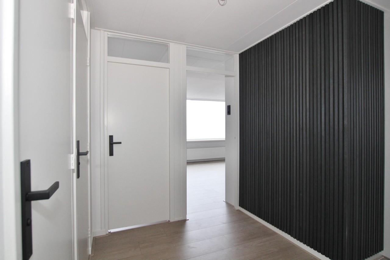 Apartment with 2 Balconies in Axel - Image 8