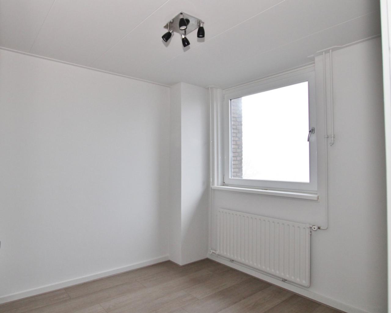 Apartment with 2 Balconies in Axel - Image 9