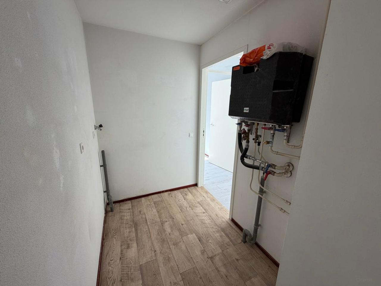 100 m² appartement met balkon in Enschede - Afbeelding 18