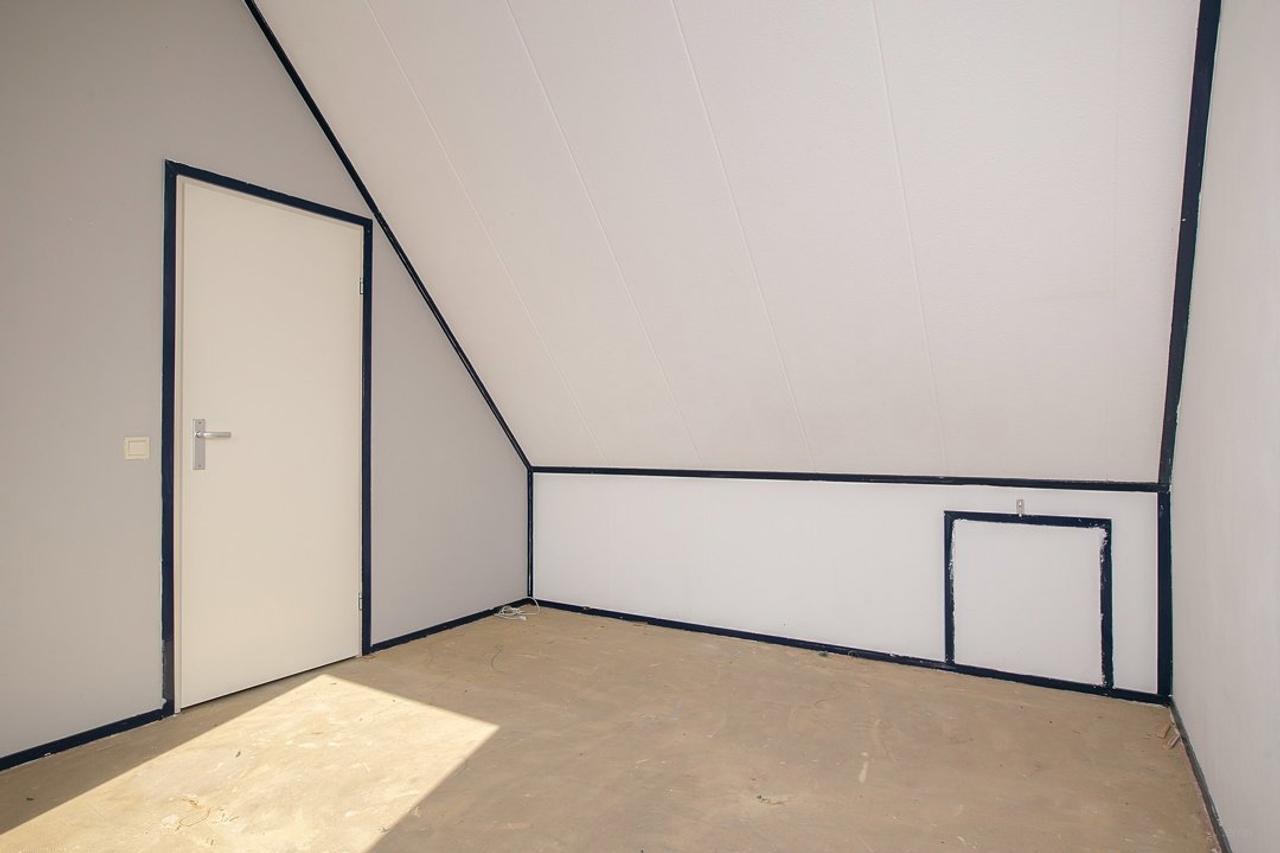 Home with Storage Room in Monnikenhof - Image 14