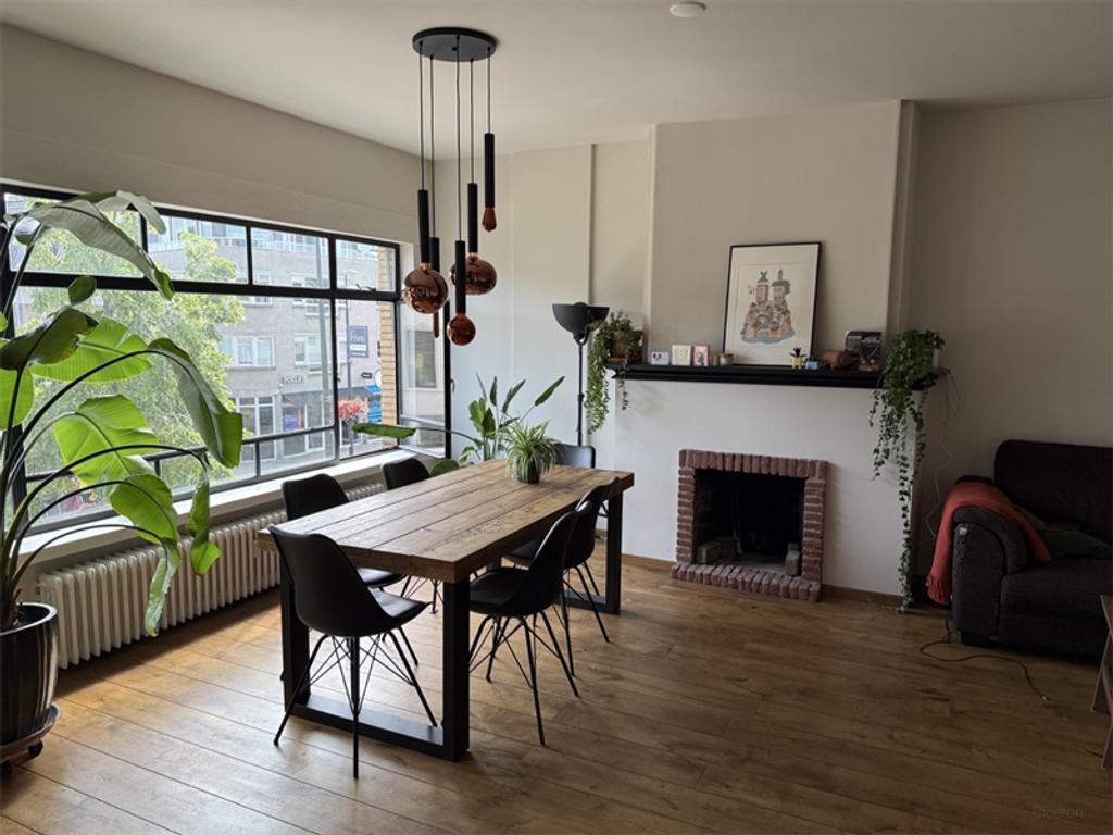 Gemeubileerd 92 m² appartement met balkon - Afbeelding 1
